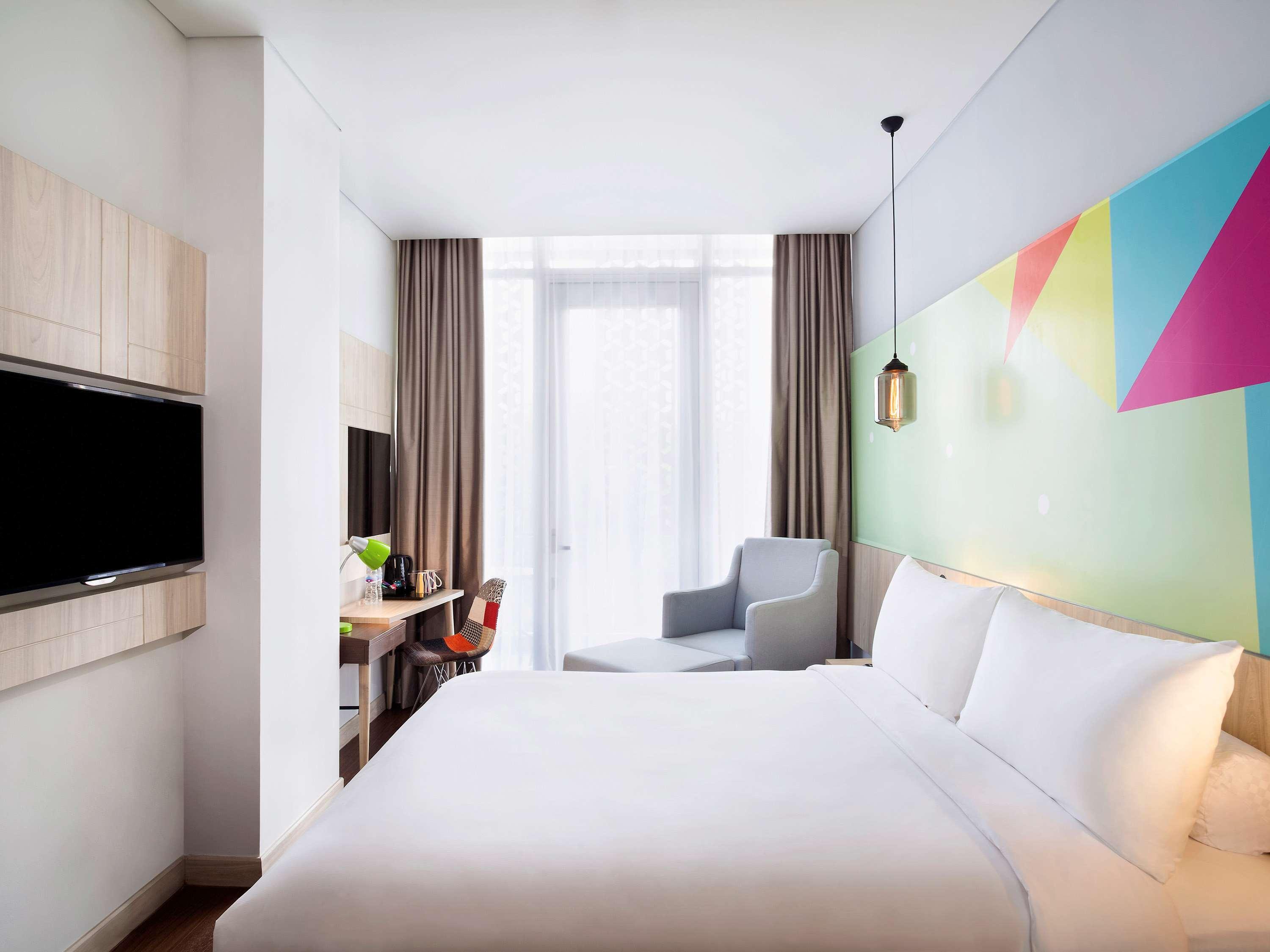 Ibis Styles Jakarta Sunter Exterior foto