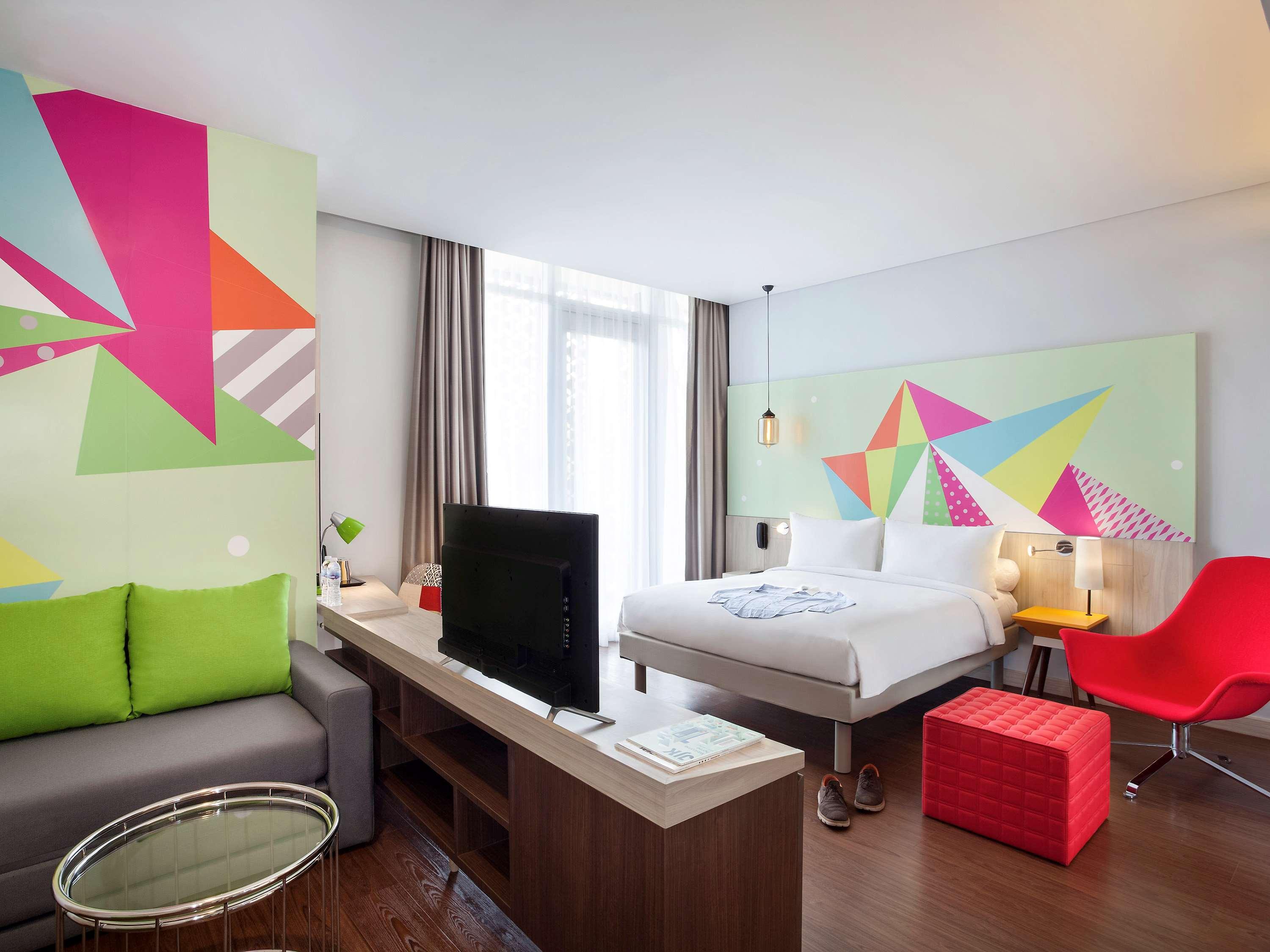 Ibis Styles Jakarta Sunter Exterior foto